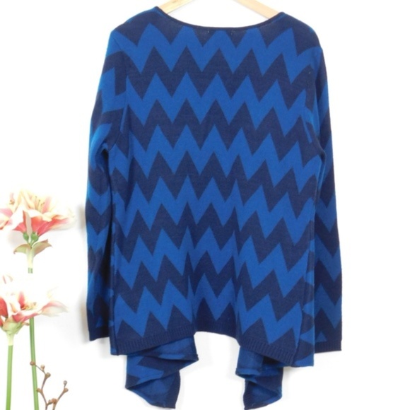 New York & Company Cardigan Sweater L Open Front Drape Chevron - Picture 2 of 8